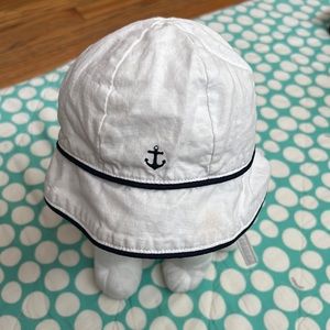 Janie and Jack hat. 18-24 months